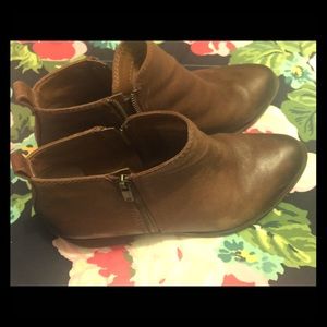 Lucky Brand brown ankle boots, women’s 8.5